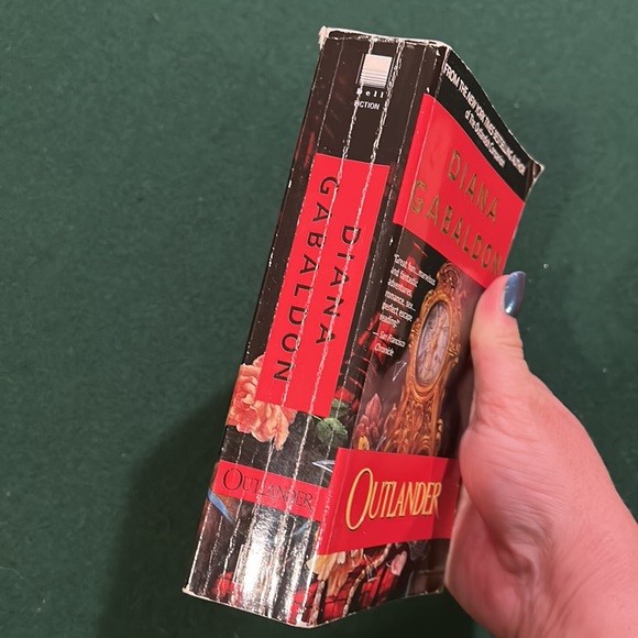 Outlander Books - Picture 11 of 14